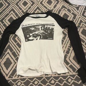 Brandy M fitted longsleeve